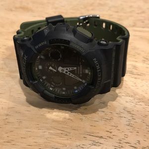 Like New MENS G-SHOCK Watch